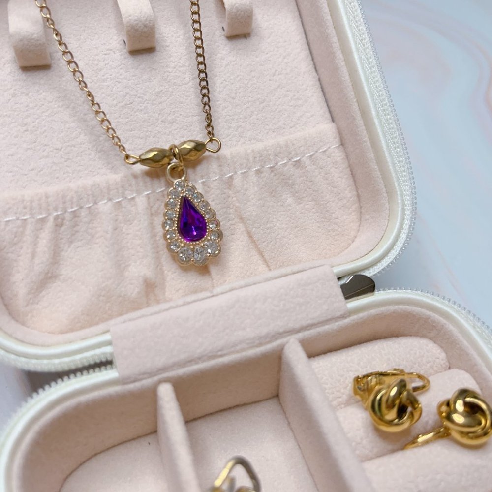 Gold Jewelry Set #5 - Picture 3 of 4